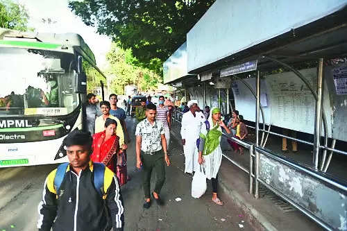 Busmitra Volunteers To Help Highlight Pmpml Users’ Woes | Pune News – Times of India