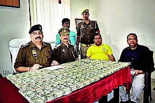 1 held with 50 lakh cash from Varanasi Jn