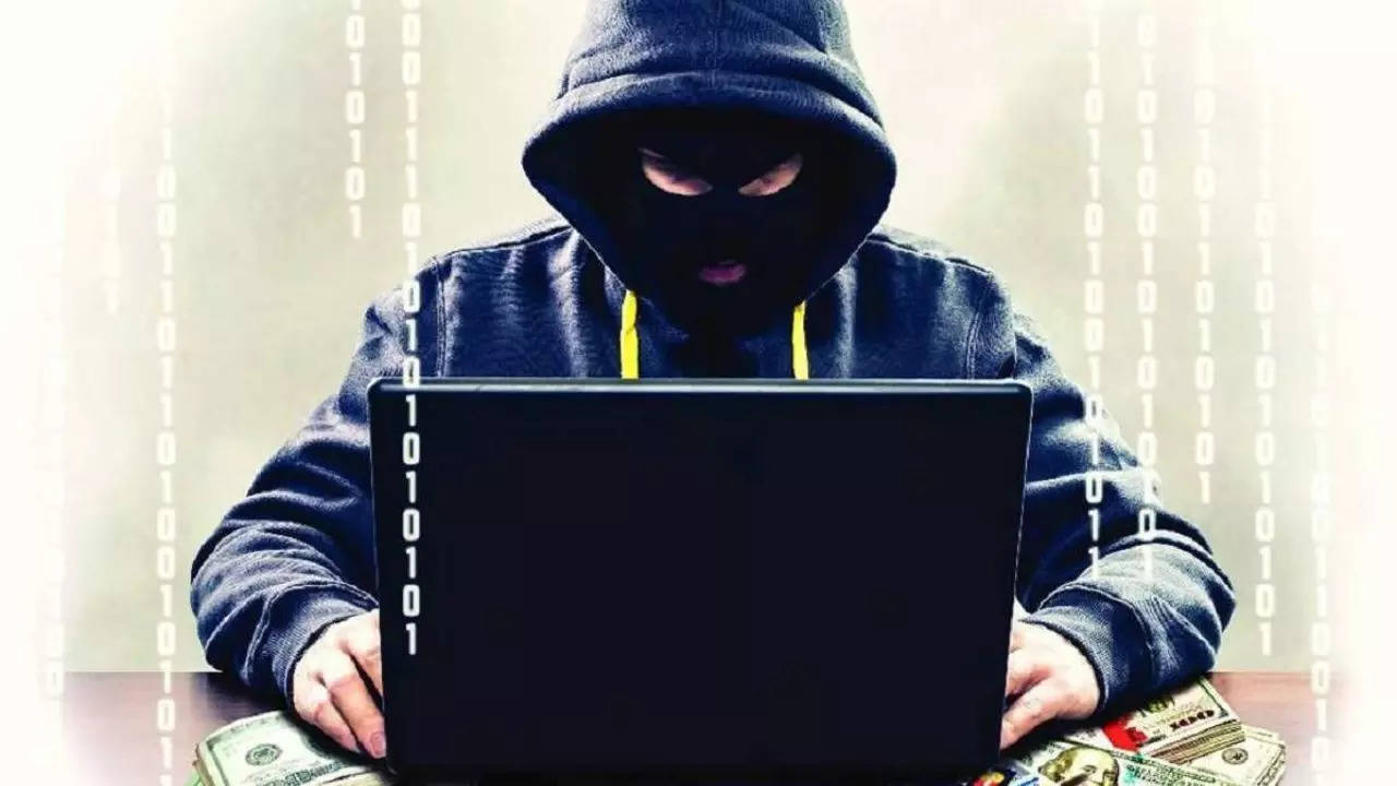 Mumbai: Elderly business owner scammed of Rs 3.3 crore in cyber fraud scheme involving fictitious Ukrainian businesswoman | Mumbai News – Times of India