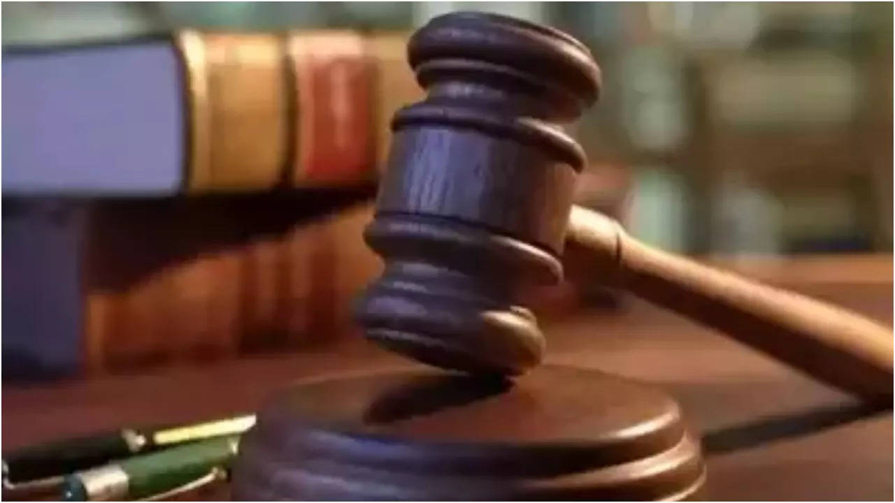 HC appoints wife as legal guardian of man in vegetative state for 6 yrs | Mumbai News – Times of India