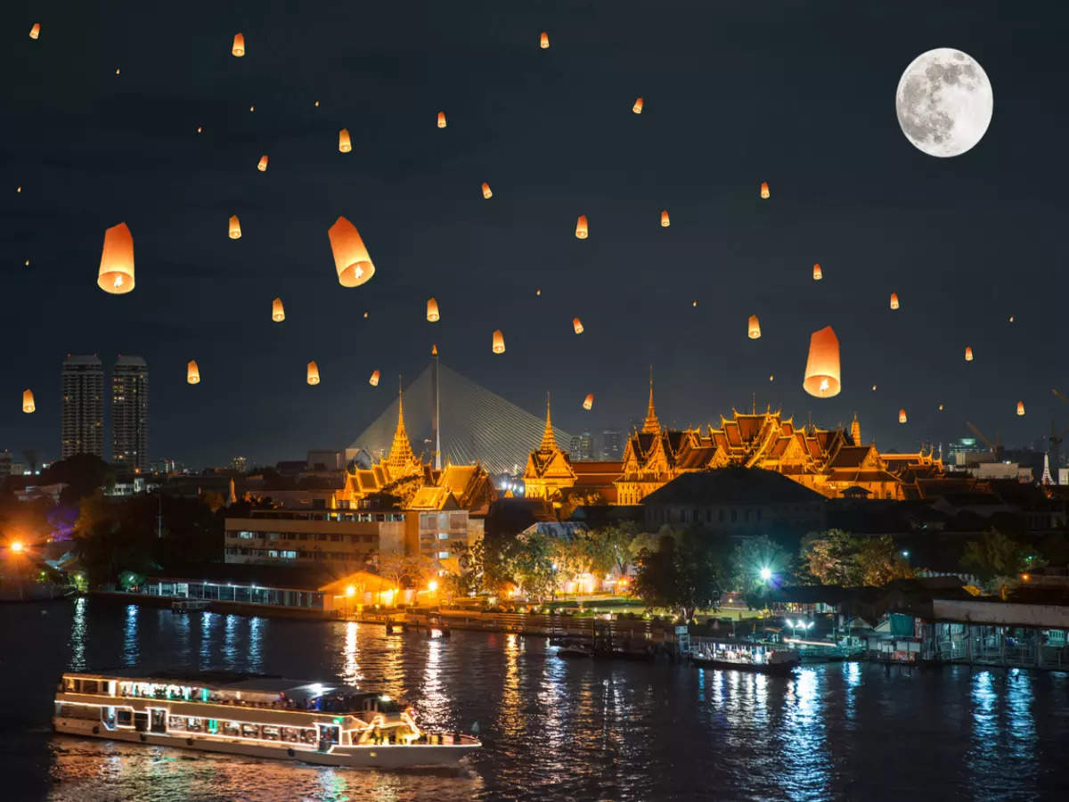 Just like Diwali: Did you know of these festivals of lights from across the world?