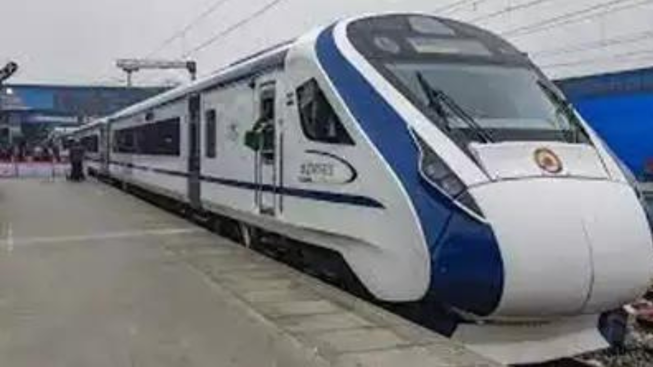 Trial run undertaken for one more Vande Bharat Express between Mumbai and Ahmedabad | Mumbai News – Times of India