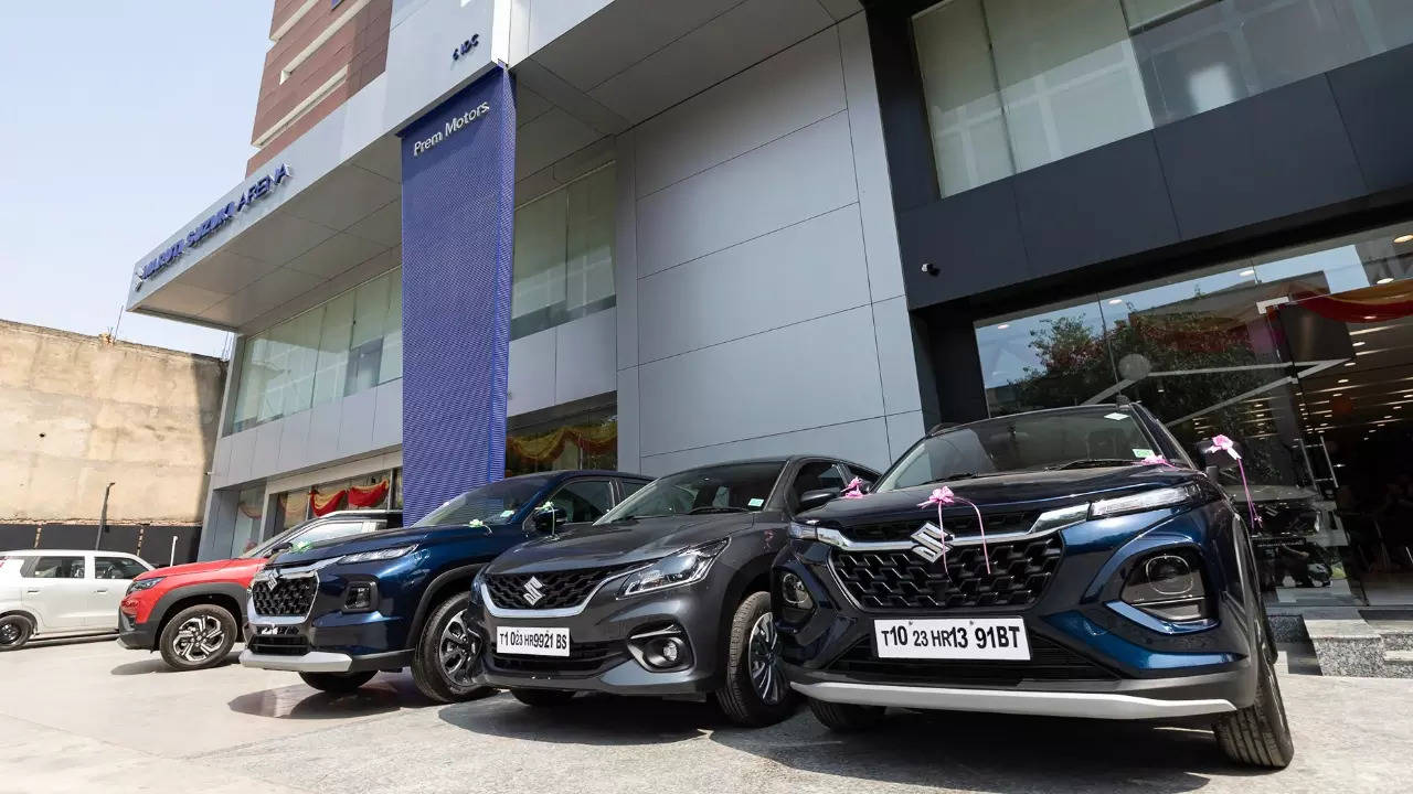 भारतीय कारों की बिक्री के लिए बंपर साल: त्योहारी सीजन में 40 लाख कारों की बिक्री बढ़ेगी