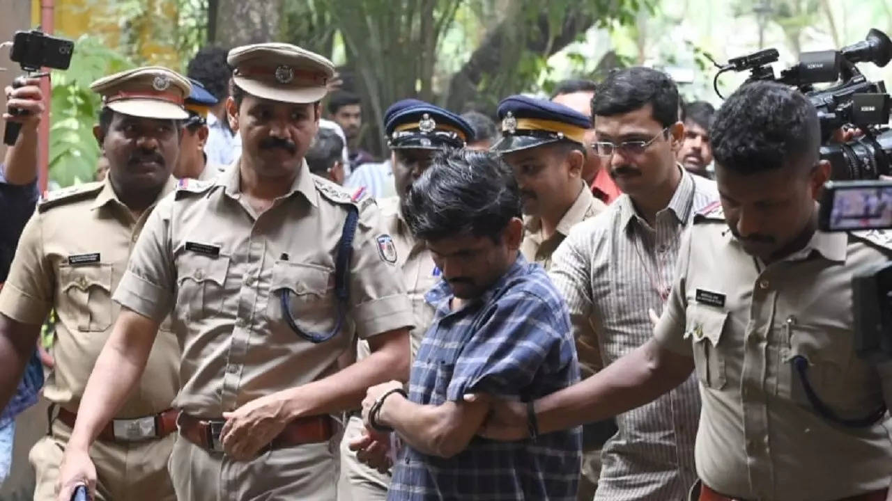 Kerala Child Rape & Murder Case: Court Sentences Convict To Death ...