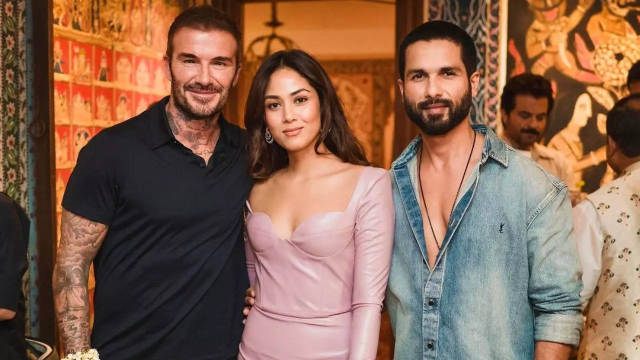 Shahid Kapoor, Mira Rajput pose with their ‘crush’ David Bekham, Sonam Kapoor calls them ‘hottest couple in the home’ | Hindi Film Information