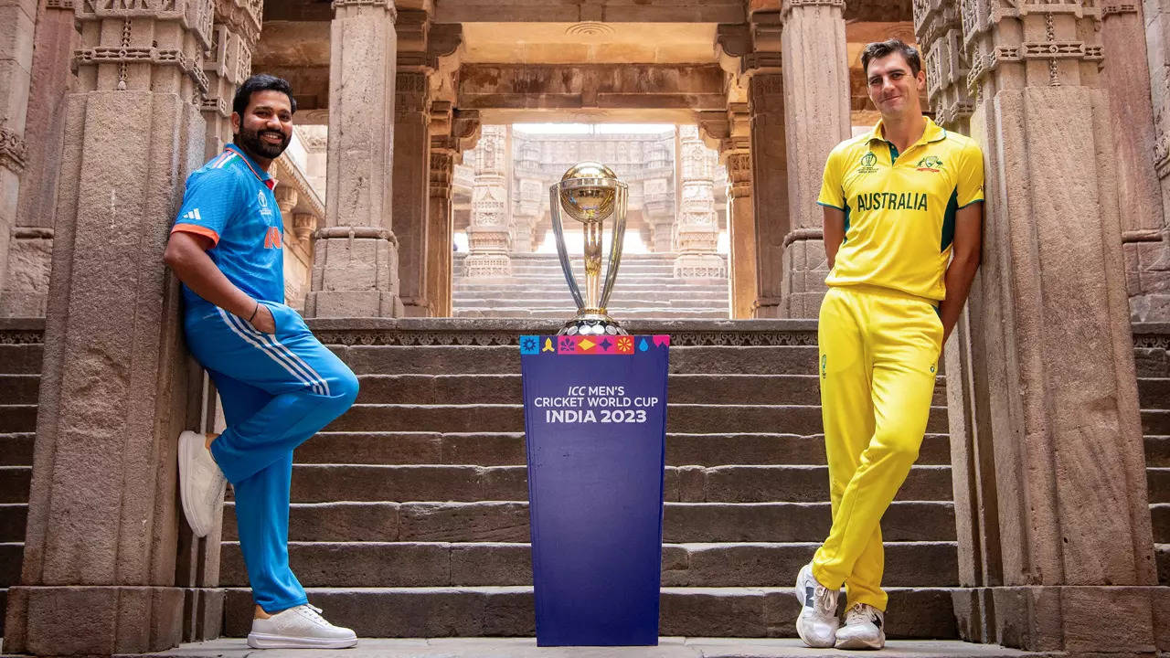 India 30/1 in 4.2 Overs | IND vs AUS | Cricket Dwell Rating of World Cup 2023 Ultimate: Rohit Sharma Taking India Ahead in Ultimate