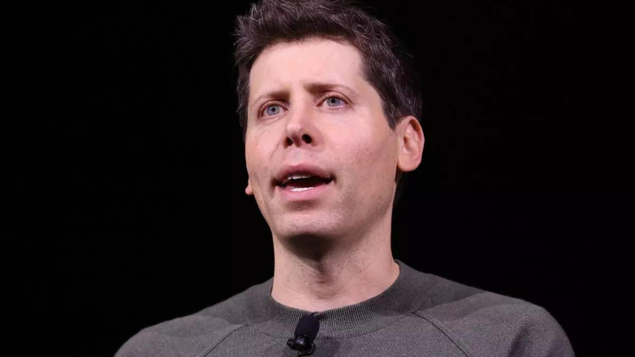 OpenAI board mulls bringing back Sam Altman two days after firing him as CEO