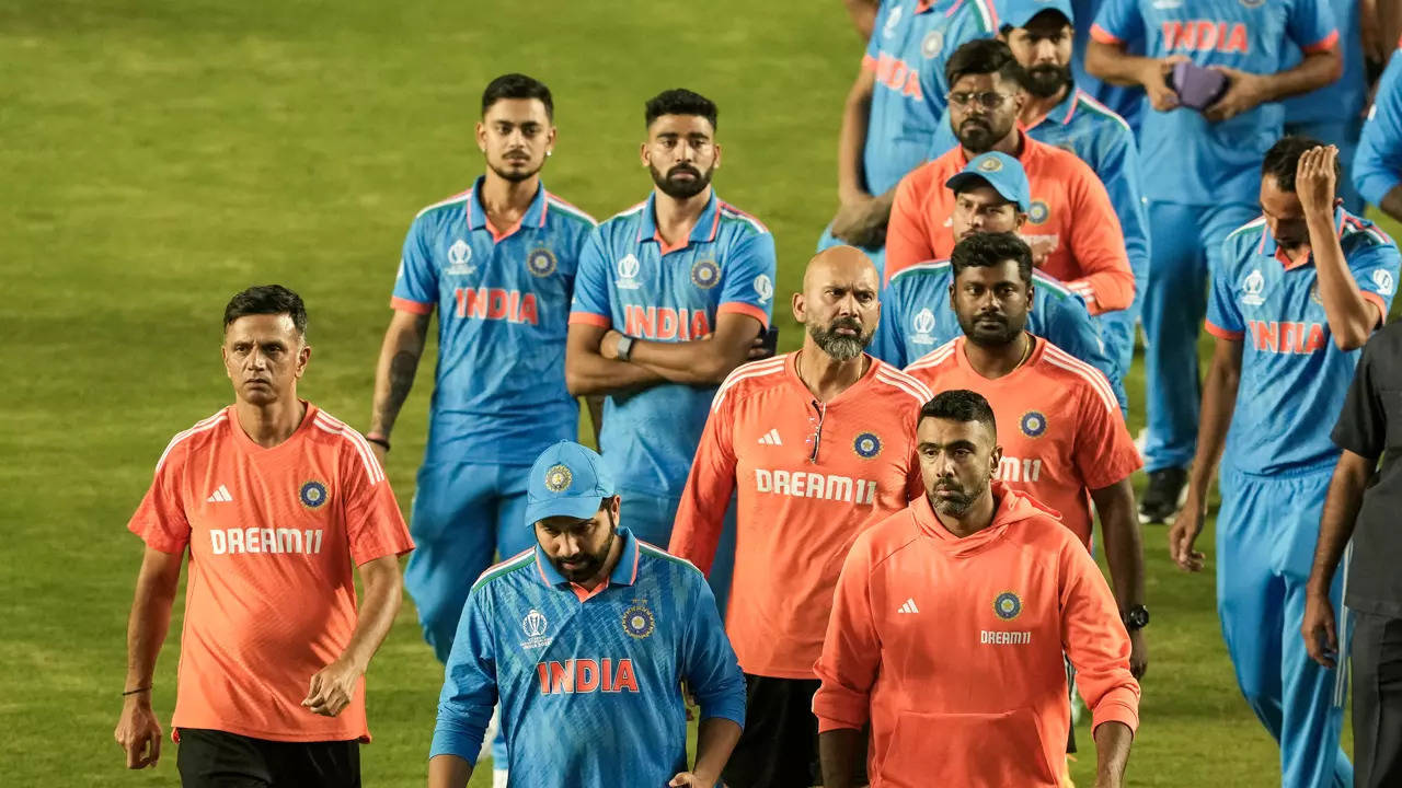 'Well played!': Film personalities laud Team India after World Cup final