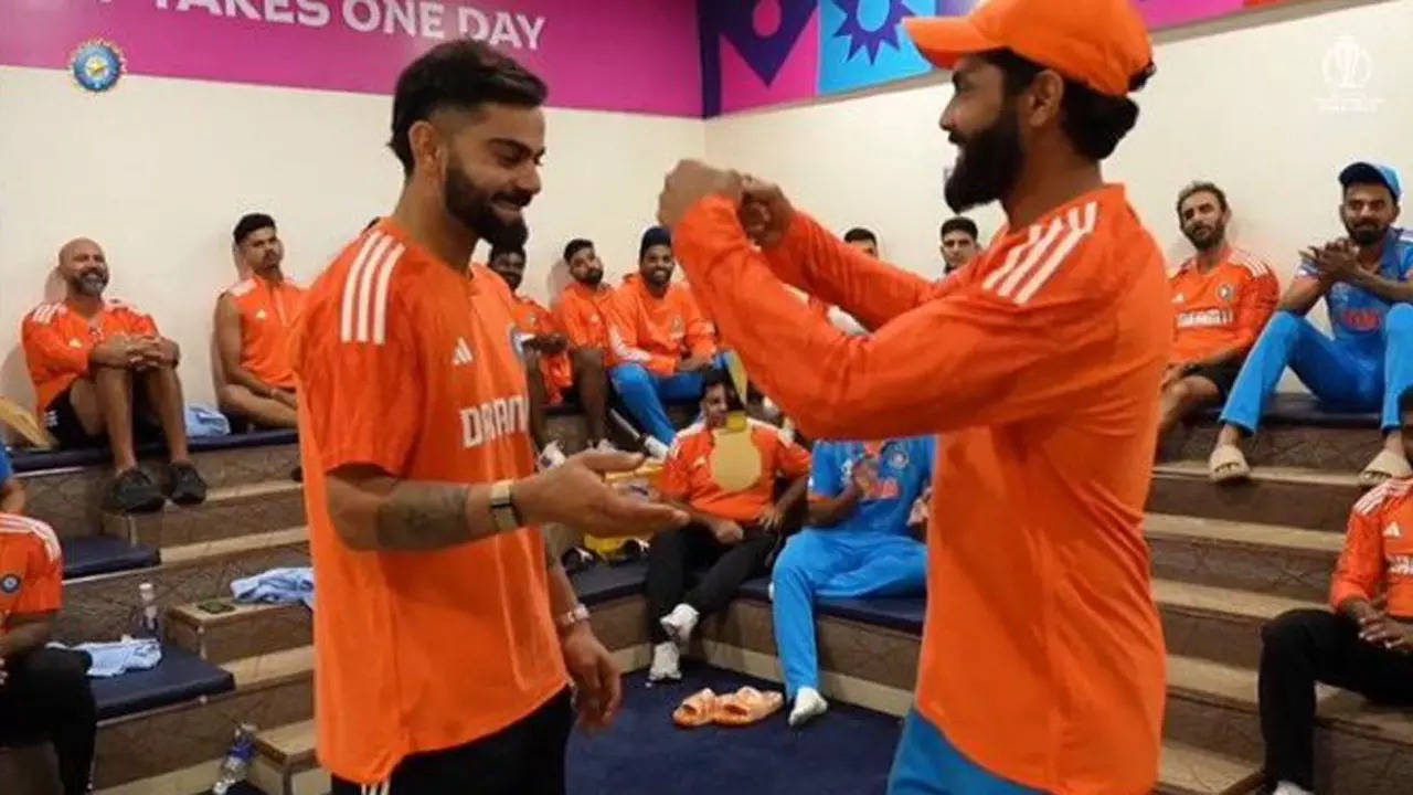 One final time: Watch the ‘fielding medal’ ceremonies that bonded Crew India in the course of the World Cup | Cricket Information – Instances of India