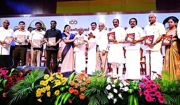 Poets, editors celebrate Karunanidhi the journalist
