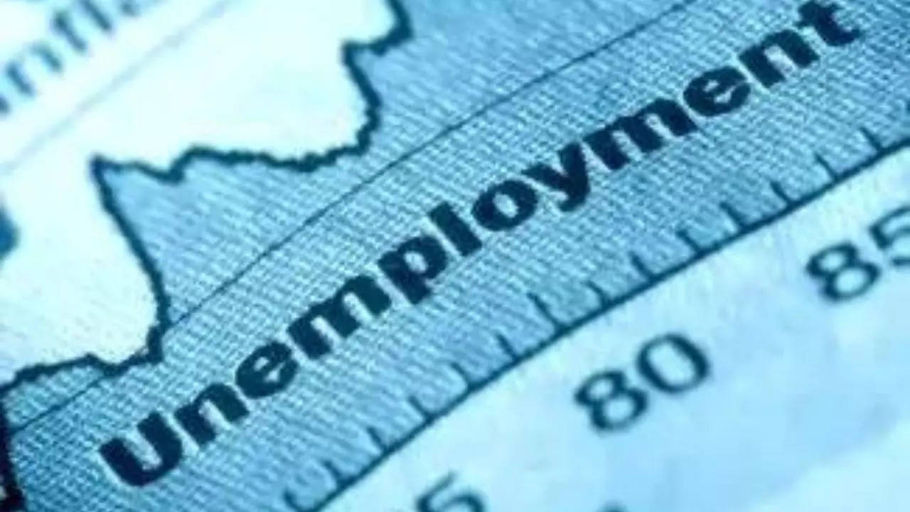 Urban unemployment dips in September quarter
