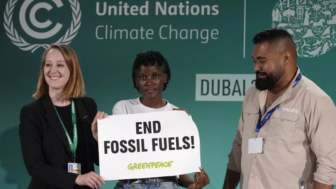 ‘Contentious’ COP28 draft moots end to fossil fuel use