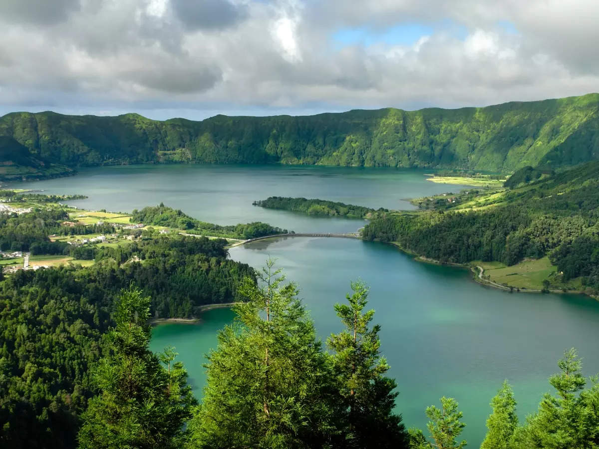 New Year holiday in Portugal: Enchanting Azores for budget travellers