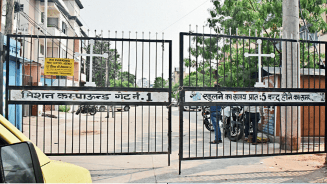 JDA to act against RWAs for flouting rules on gates | Jaipur News – Times of India