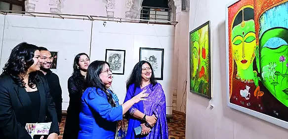 Art Exhibition: ‘Pratibimb’ Showcasing Young Artists in Lucknow | Lucknow News – Times of India