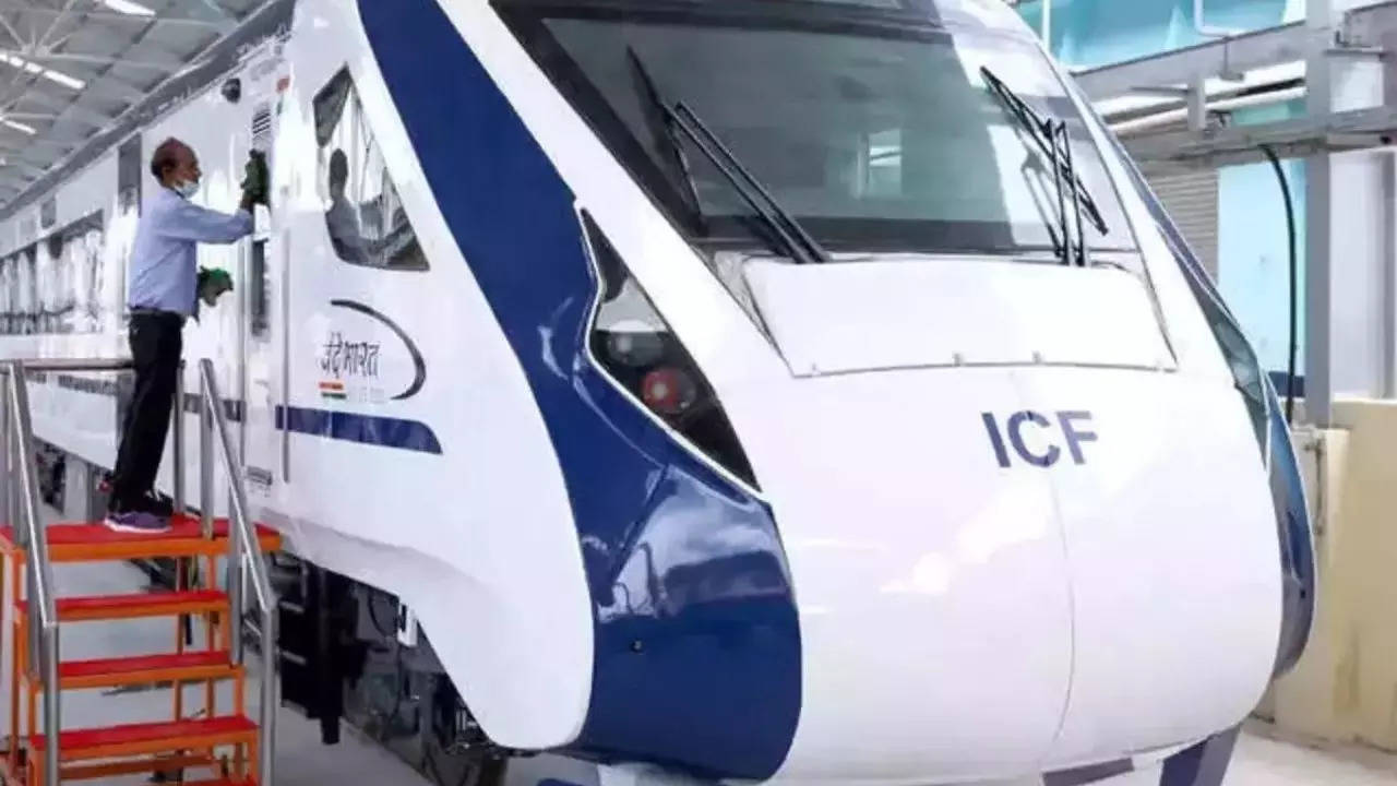 Railways to introduce Mumbai-Jalna Vande Bharat Express | Pune News – Times of India