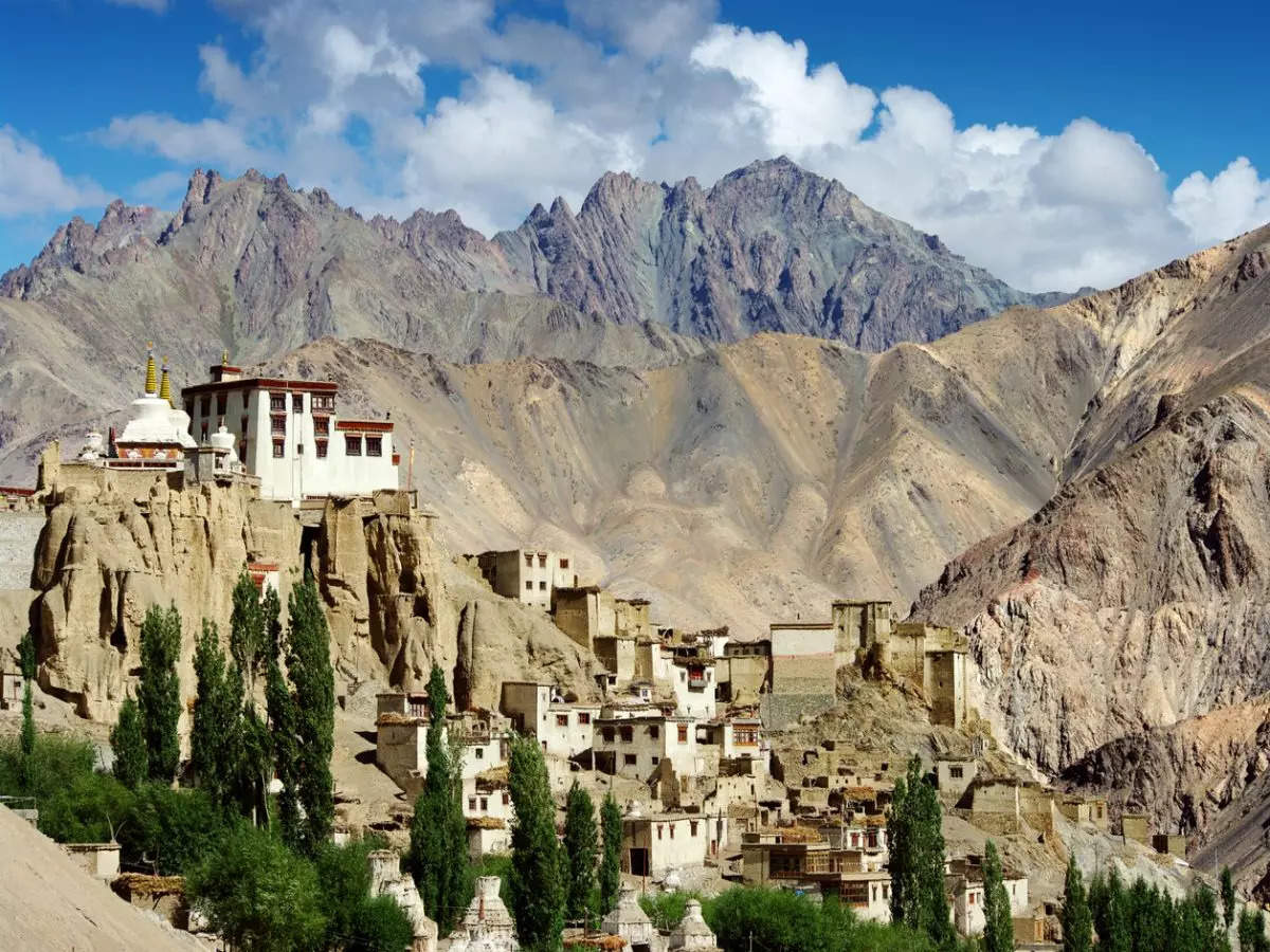 Discovering Lamayuru: The moonland of Ladakh