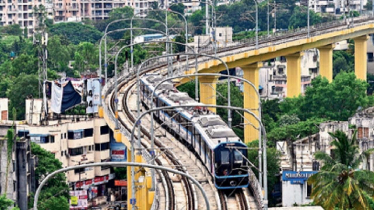 Metro’s Peak-hour Ridership Up By 6% In Four Months; Train Frequency To Rise | Pune News – Times of India