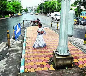 60 More Refuge Islands to Come Up Across Kolkata | Kolkata News – Times of India