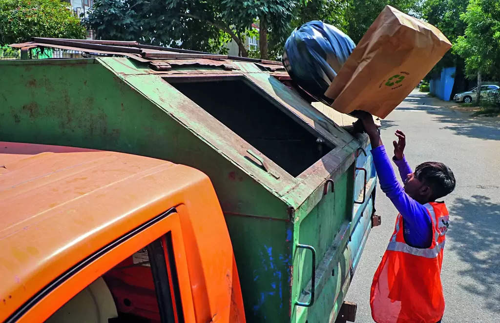 Govt approves 15cr, garbage pickup will resume in Manesar