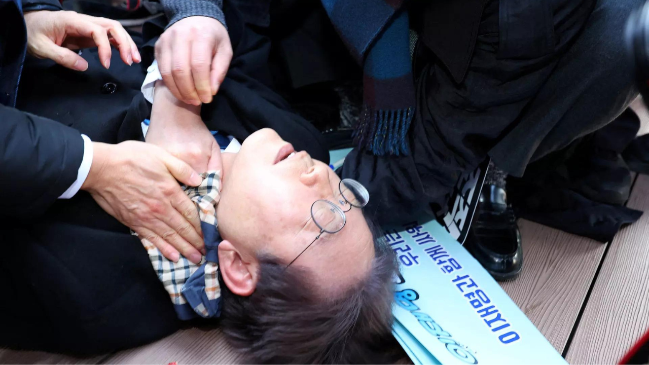 South Korean opposition leader stabbed in neck