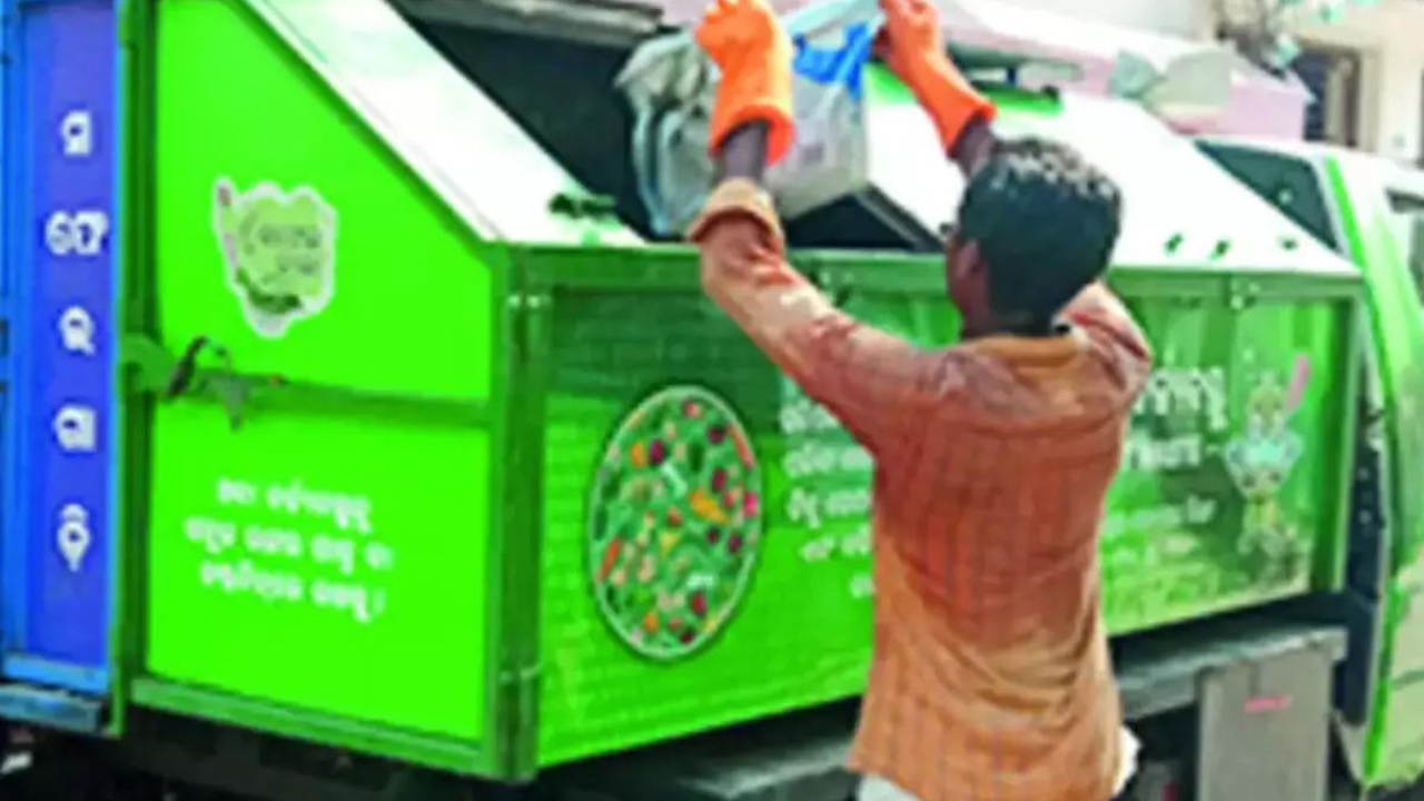 Need collective efforts to improve city’s sanitation: Mayor | Bhubaneswar News – Times of India