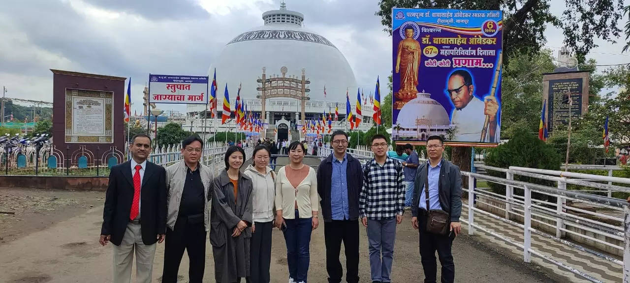 Hindi research scholars from China visit RSS’ Smruti Mandir, Deekshabhoomi in Nagpur | Nagpur News – Times of India