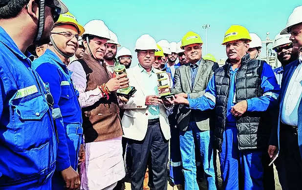 Crude output to make Barmer prosperous like Dubai: Min Teli | Jaipur News – Times of India