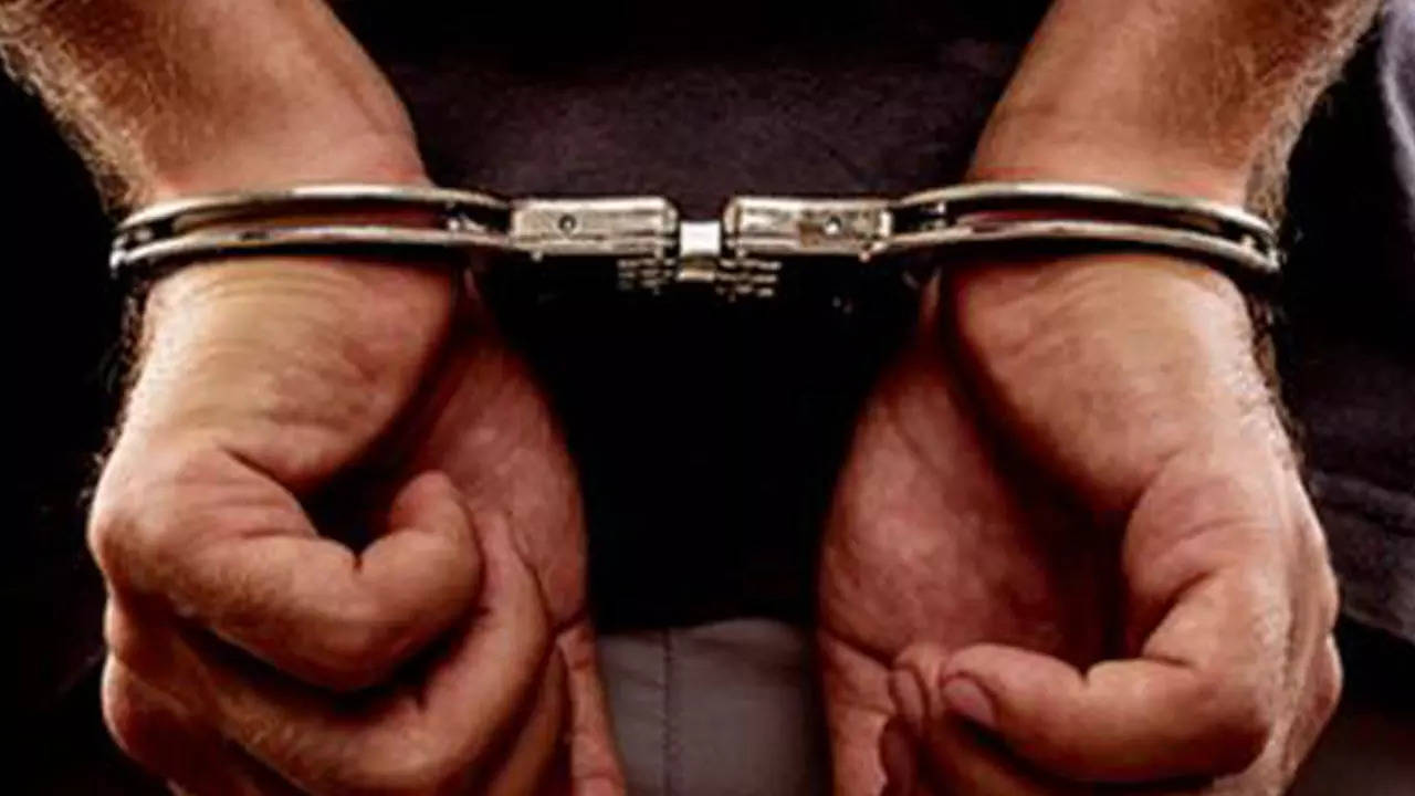 Two youths arrested for robbing three Coimbatore college students of laptops, mobile phones