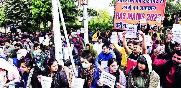 Students protest, want RAS mains exam to be postponed – Rajasthan University | Jaipur News – Times of India