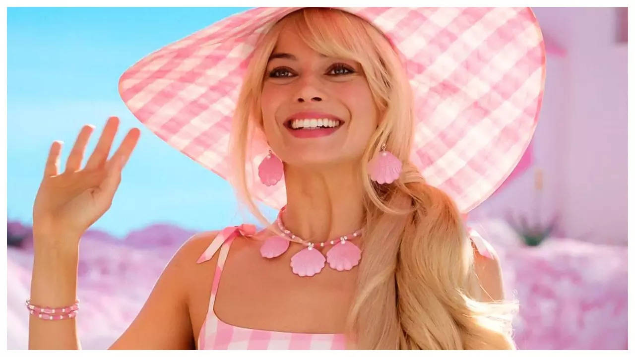 Margot Robbie plans to ‘disappear’ publish ‘Barbie’ success for worry of viewers getting ‘sick’ of her; followers slam Hollywood’s double requirements | English Film Information