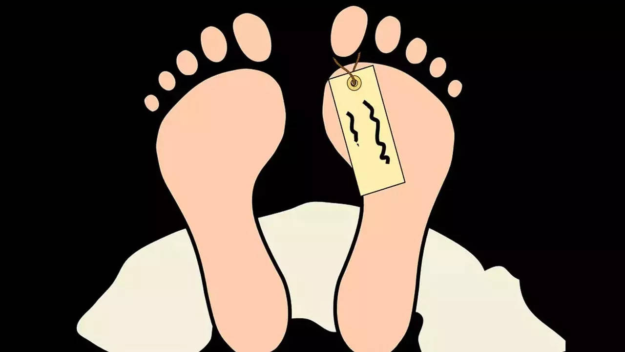 Woman’s Body Found Dumped Near Farmhouse | Gurgaon News – Times of India