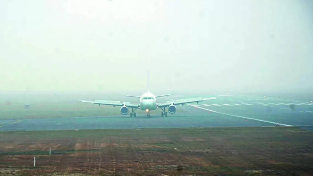 Bhogi Smog in Chennai: Flights Diverted and Delayed | Chennai News – Times of India