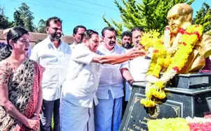 John Sullivan’s 169th Death Anniv Commemorated In The Nilgiris | Coimbatore News – Times of India