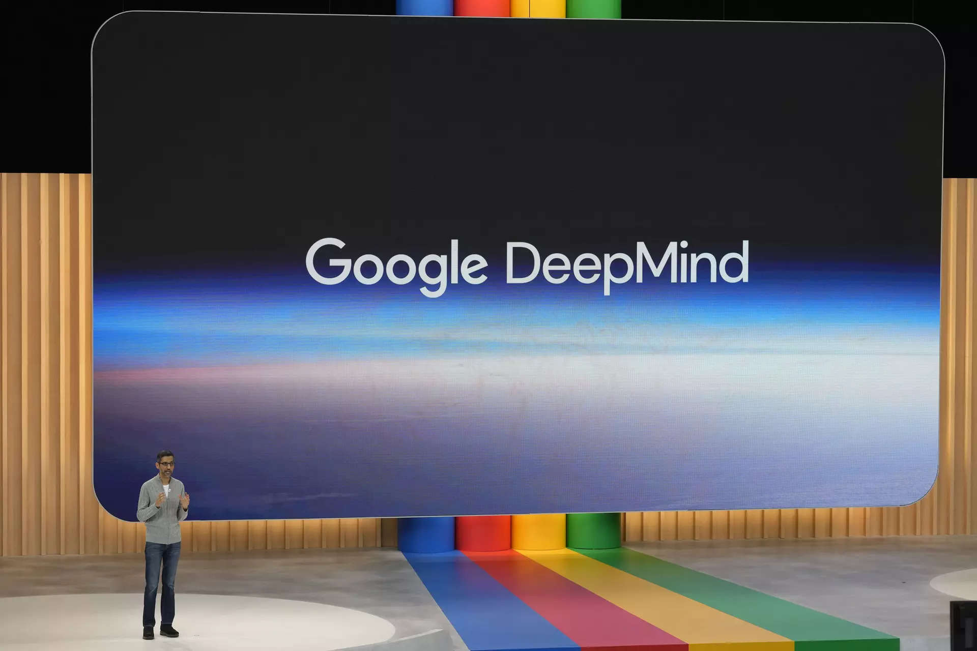 Two Google DeepMind scientists might depart firm to kind AI startup |