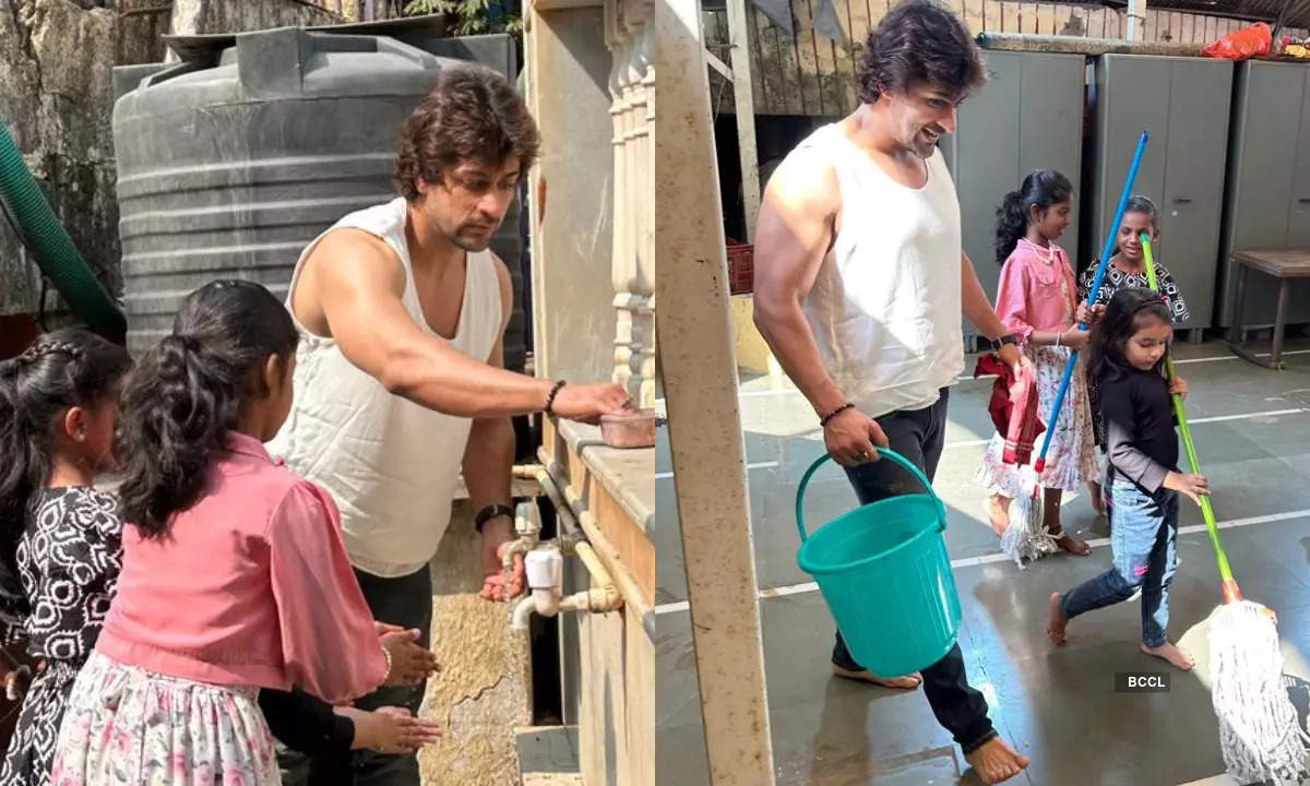Shalin Bhanot participates in the temple cleanliness drive; mops the premises ahead of Ayodhya's pran pratishtha ceremony