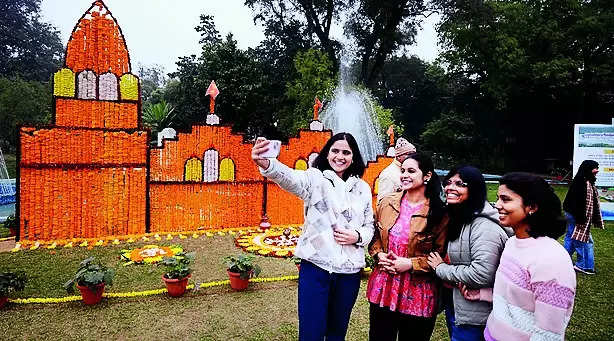 U’khand’s ‘valley Of Flowers’ Comes Alive At Nbri Show | Lucknow News – Times of India