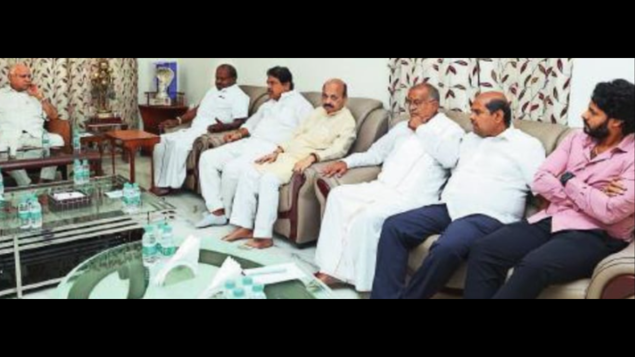 BJP and JD(S) Discuss MLC Polls at First State-Level Meeting | Bengaluru News – Times of India