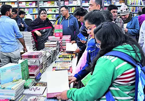 Book Lovers Brave Rallies To Visit Boimela, Boost Footfall 20% Up From Weekdays Last Yr | Kolkata News – Times of India