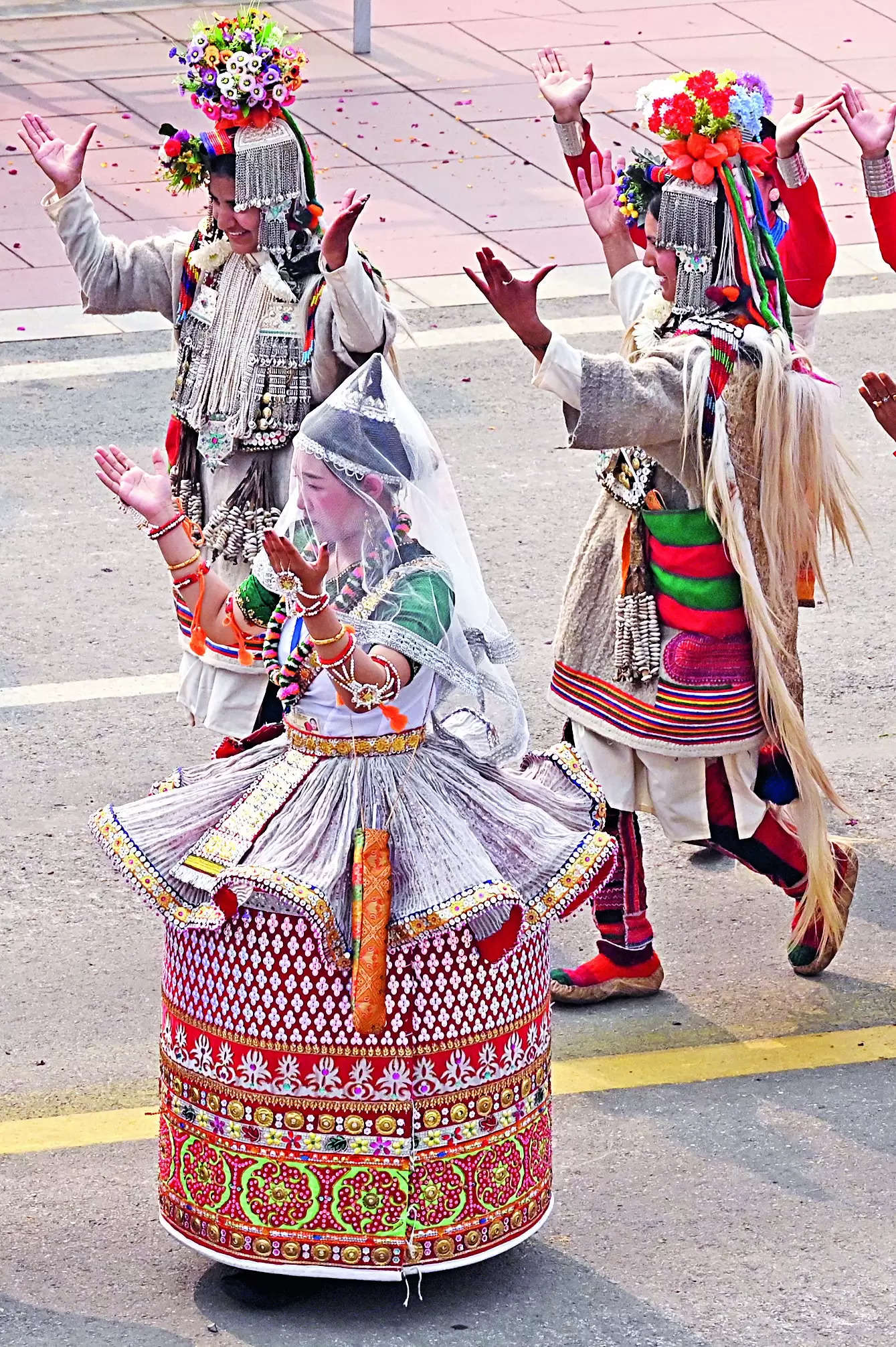 Dance of Republic: Tribal and Folk Artistes Put Up a Show at Republic Day Parade in New Delhi | Delhi News – Times of India