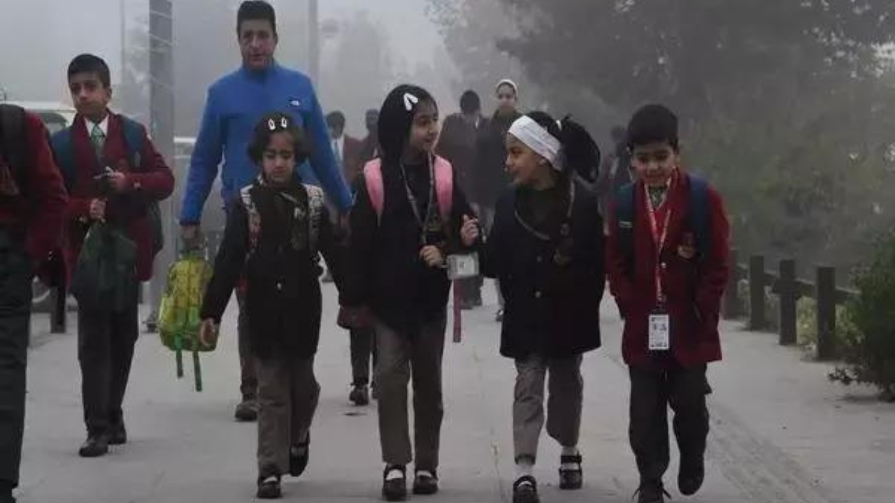 Patna admin changes school timings due to cold wave conditions | Patna News – Times of India