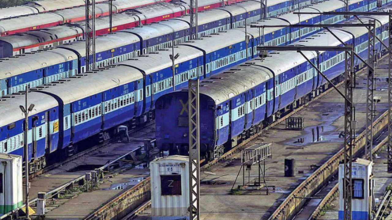 CR to run CSMT-Nagpur Sewagram Express with LHB coaches | Mumbai News – Times of India