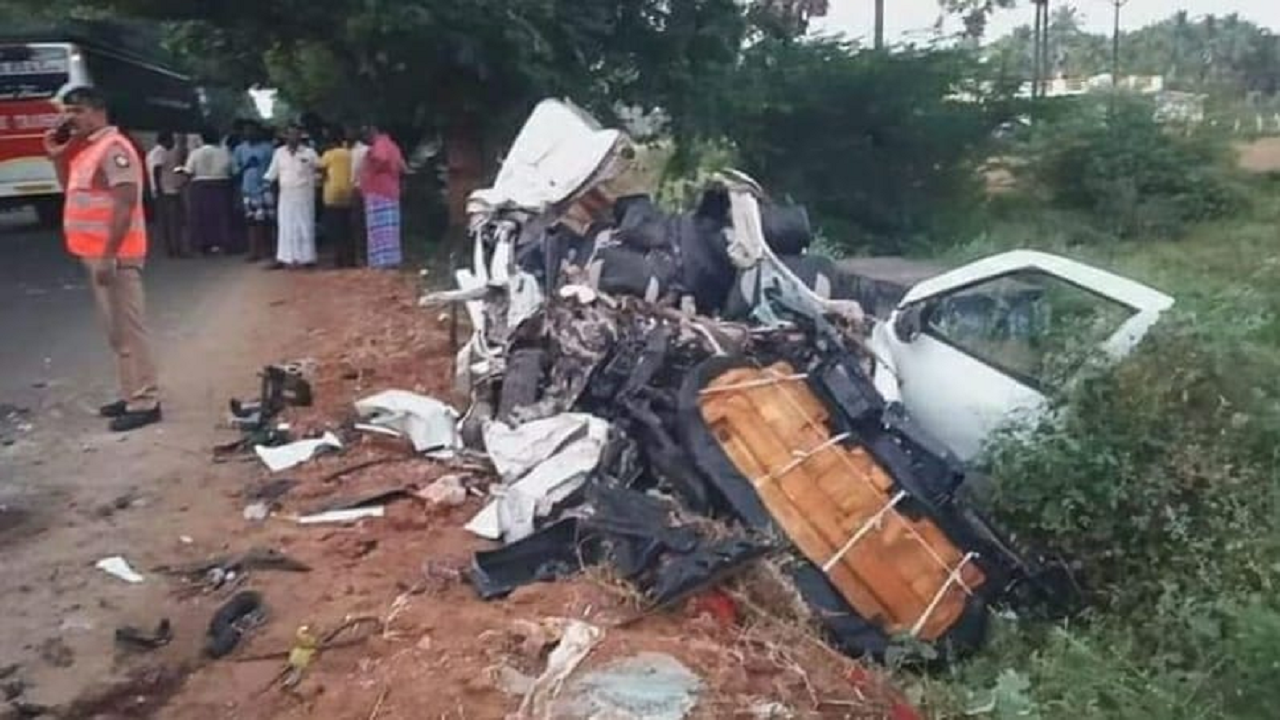 Fatal Car and Lorry Collision in Tamil Nadu’s Tenkasi | Chennai News – Times of India