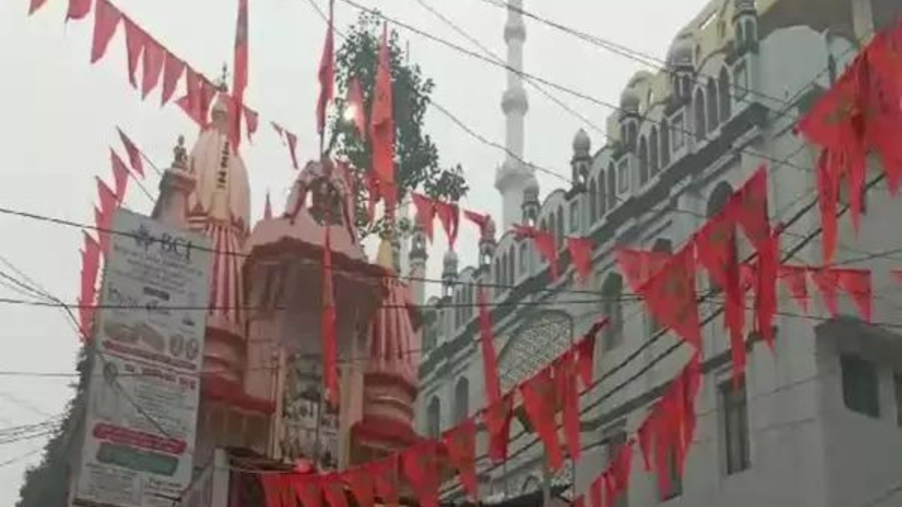 Historic Ram Janaki temple in Kanpur receives bomb threat; case booked