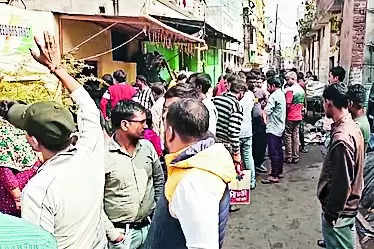 Scrap Godown Blast Kolkata: Two Workers’ Hands Blown Off | Kolkata News – Times of India