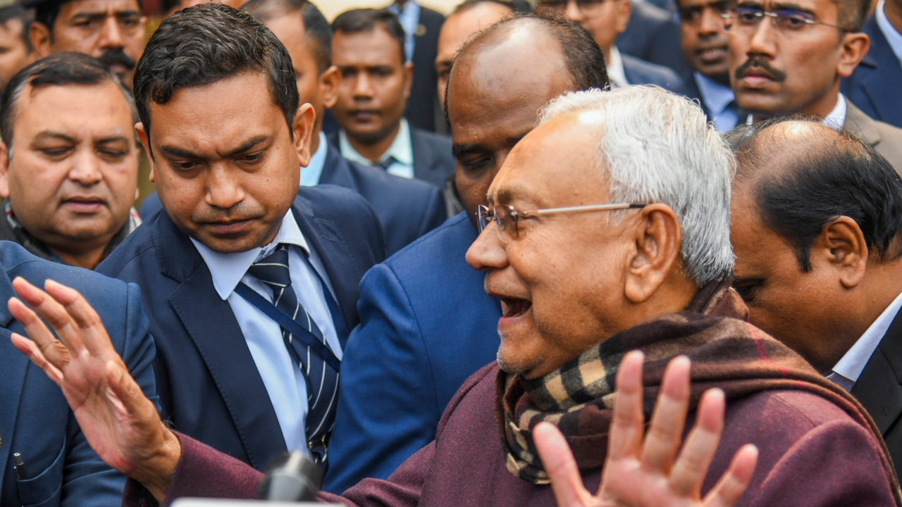 JD(U) chief Nitish Kumar speaks with the media after submitting his resignation as Bihar chief minister to governor Rajendra Arlekar outside Raj Bhavan in Patna. (PTI)