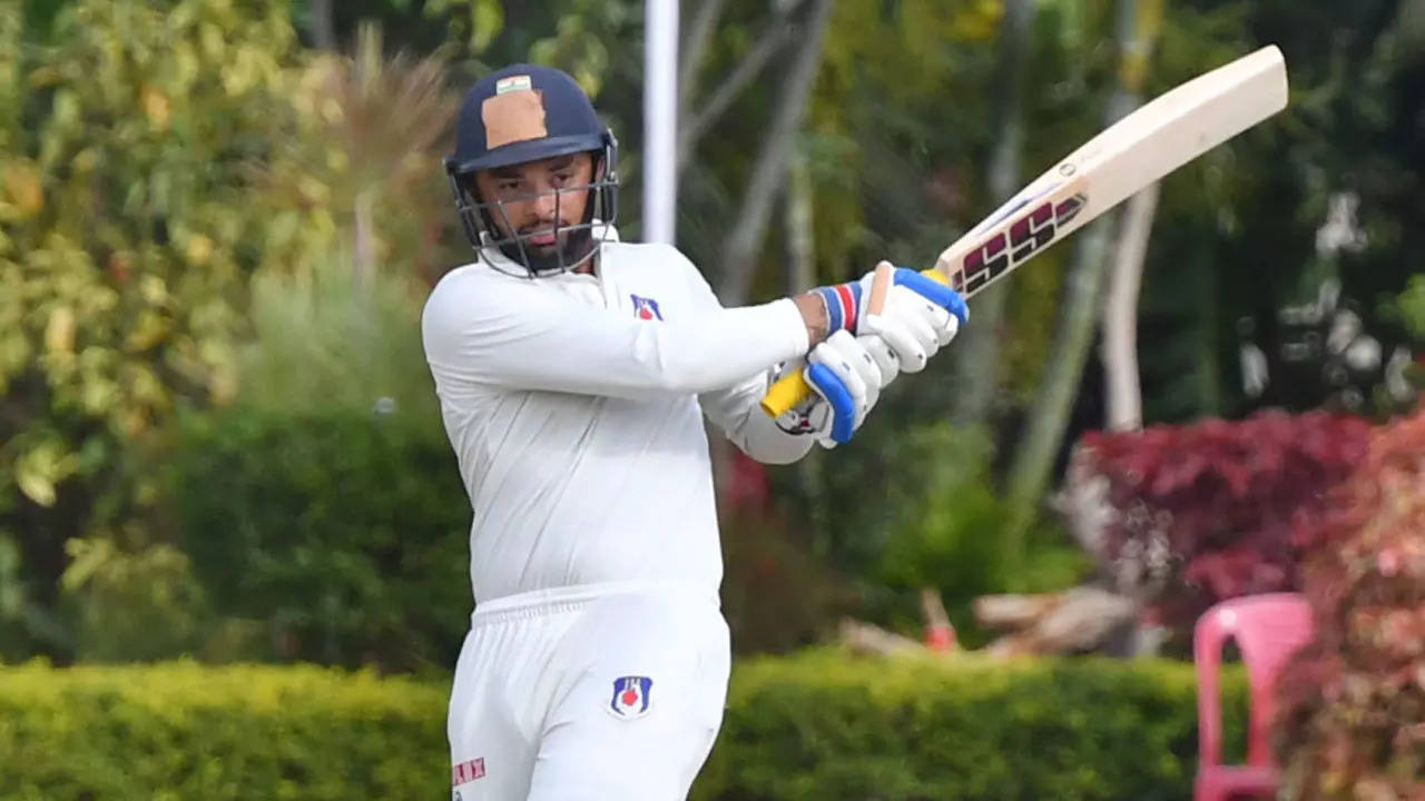 UP hold nerves to pip Mumbai by two wickets in Ranji Trophy