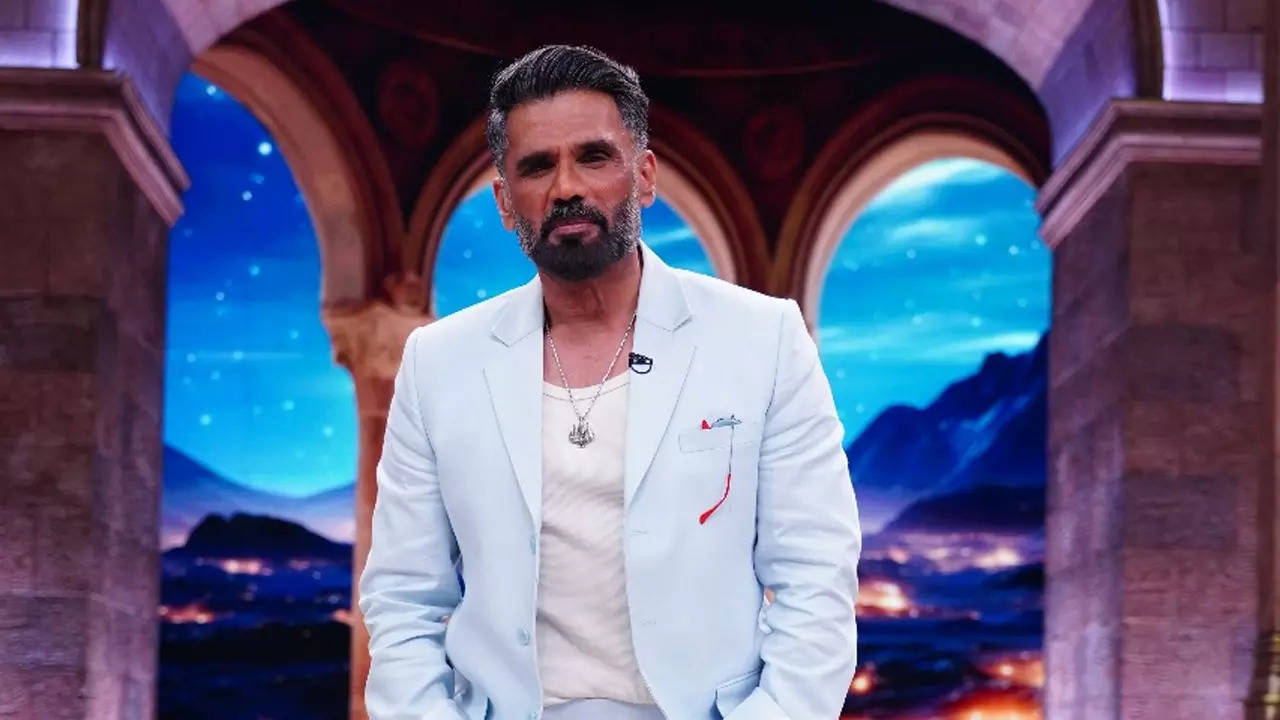 Suniel Shetty reveals how his wife Mana and children Athiya, Ahaan Shetty believe judging 'Dance Deewane' is the best decision of his life
