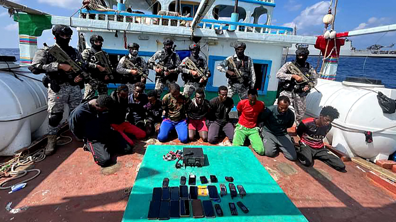 Pak crew members thank Indian Navy for saving them from pirates