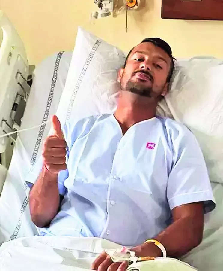 Mayank Agarwal returns to Bengaluru after hospitalization in Agartala | Bengaluru News – Times of India